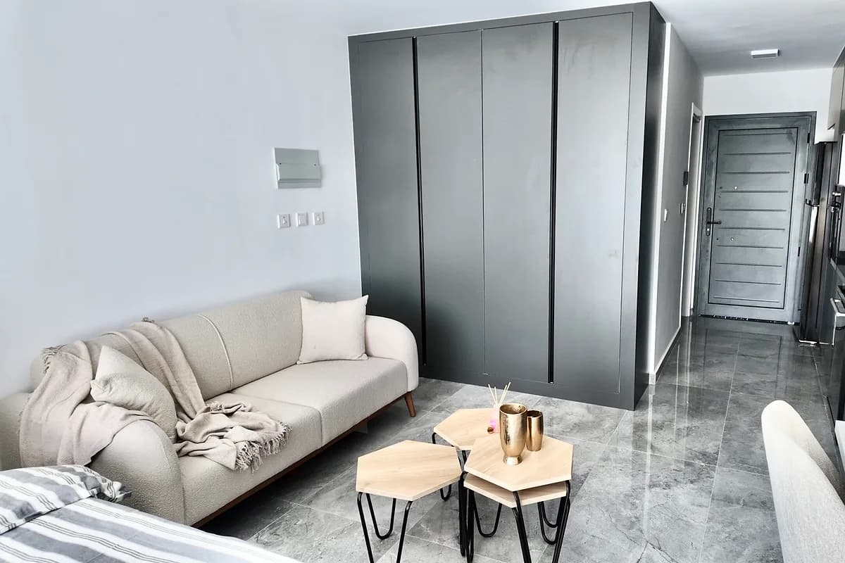 Aneks kuchenny i część dzienna w apartamencie La Joya